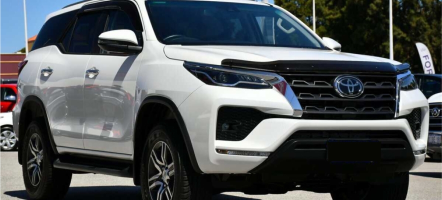 Luxury SUV Fortuner 7 Seats