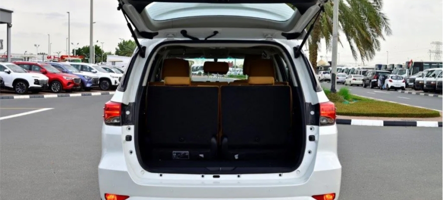 Luxury SUV Fortuner 7 Seats